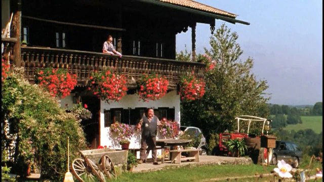 Die Rosenheim-Cops (123) Staffel 7 Folge 27 - Der Stachel des Todes