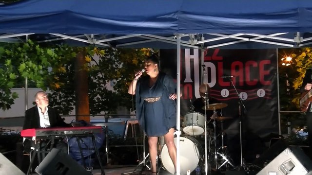 Sophia Tahi _ Plain Gold Ring - Nina Simone's Songs