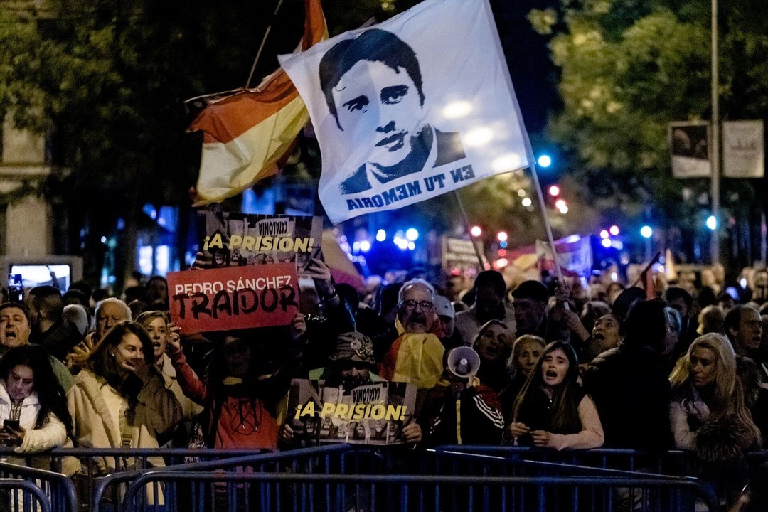 La Tertulia de La Trinchera. El PSOE intercambia etarras por votos