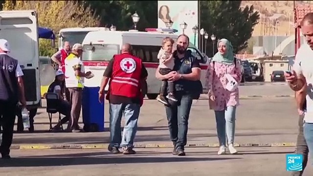 Les casse-tête des Libanais pour fuir leur pays sous les bombardements