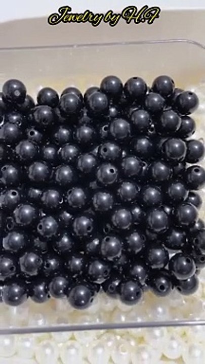 How to Make a Stylish Pearl Bag – Step by Step Tutorial | DIY Black and White Pearl Bag – Step-by-Step Tutorial #diy #handmade #craft #howto