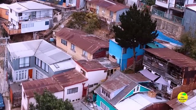 Clientas se Aprovechan de Salón de Belleza en Casa Final Inesperado.