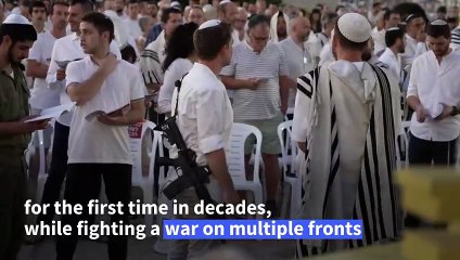 Tel Aviv marks holiest Jewish day in shadow of war
