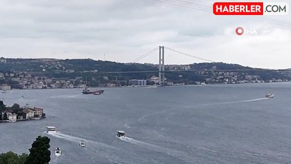İstanbul Boğazı'nda Kuru Yük Gemisi Makine Arızası Nedeniyle Trafik Askıya Alındı