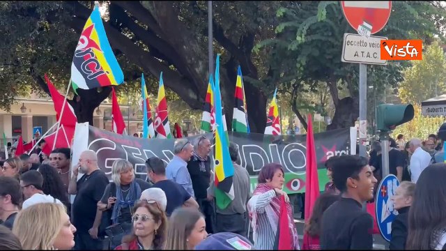 Corteo pro Palestina a Roma, i manifestanti tornano in piazza dopo gli scontri del 5 ottobre