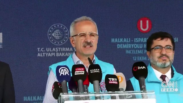 Ulaştırma ve Altyapı Bakanı Uraloğlu açıkladı: 8.5 saatlik yol 3.5 saate düşüyor