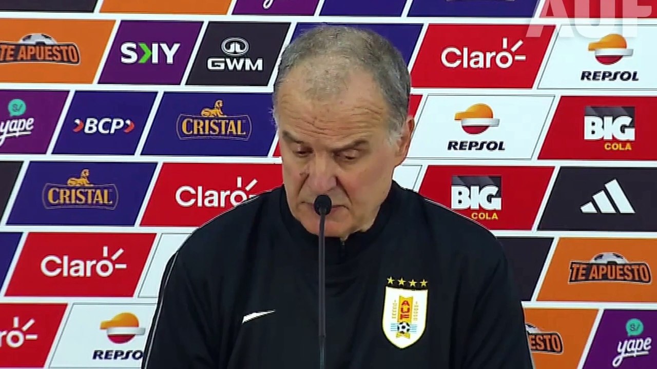 Bielsa réagit aux critiques de Luis Suarez