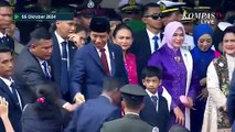Jokowi Ucap Terima Kasih, Iriana Cium Jauh ke Arah Warga saat Tinggalkan Lokasi Acara HUT ke-79 TNI