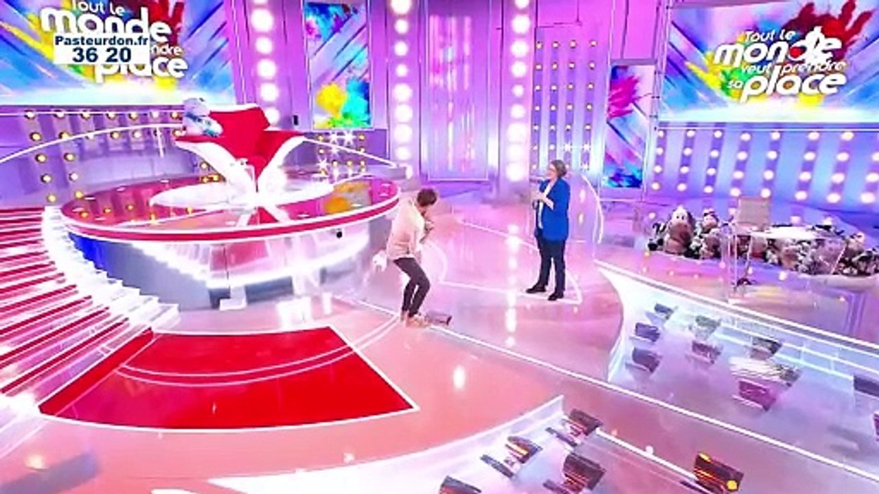 Ce magnifique cadeau offert par la championne de l'émission Tout le monde veut prendre sa place au fils de Cyril Féraud sur France 2.