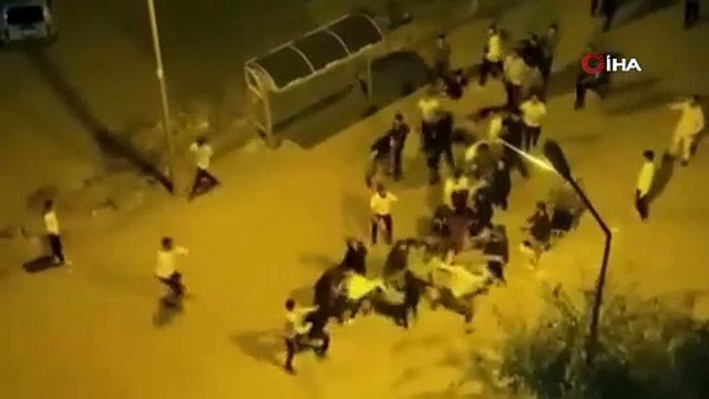 Çocukların kavgasına aileler karışınca olanlar oldu!