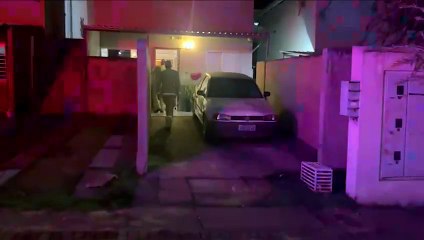 Trancada dentro de casa, mulher pede ajuda dos Bombeiros para cortar cadeado