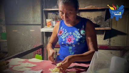 Sazón del Istmo: las empanadas a la leña de doña "Neva", 29 años deleitando a Oluta