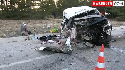 Karaman'da Tarım İşçilerini Taşıyan Minibüs Devrildi: 2 Ölü, 13 Yaralı