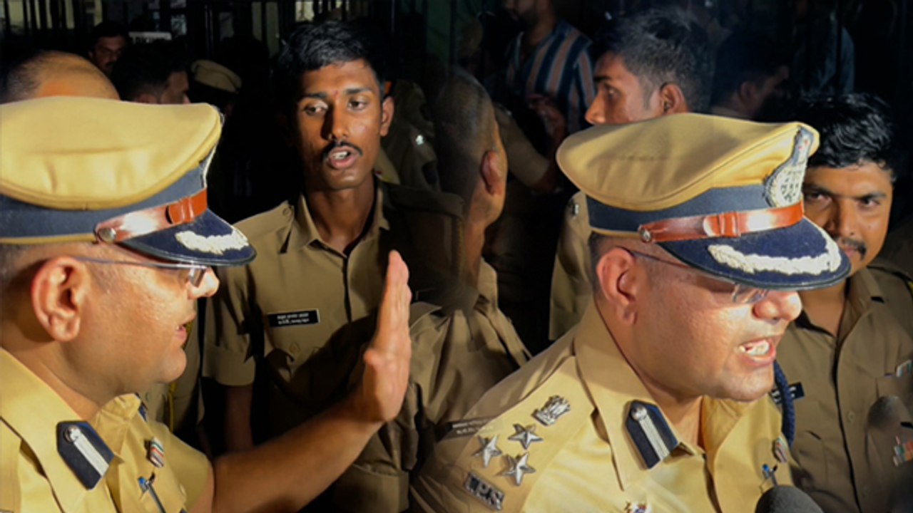 Baba Siddique Passes Away: Mumbai Police Officer First Reaction Outside Lilavati Hospital, Details..