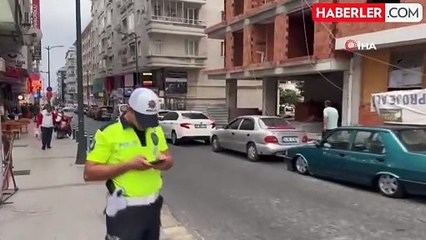 Hatalı Park İETT Otobüsünü Kitleyince Trafik 30 Dakika Kapalı Kaldı