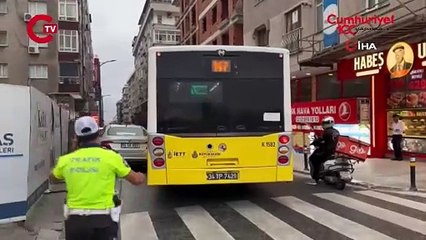Hatalı park yüzünden otobüs manevra yapamadı