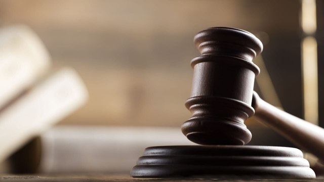 Faites entrer l'accusé