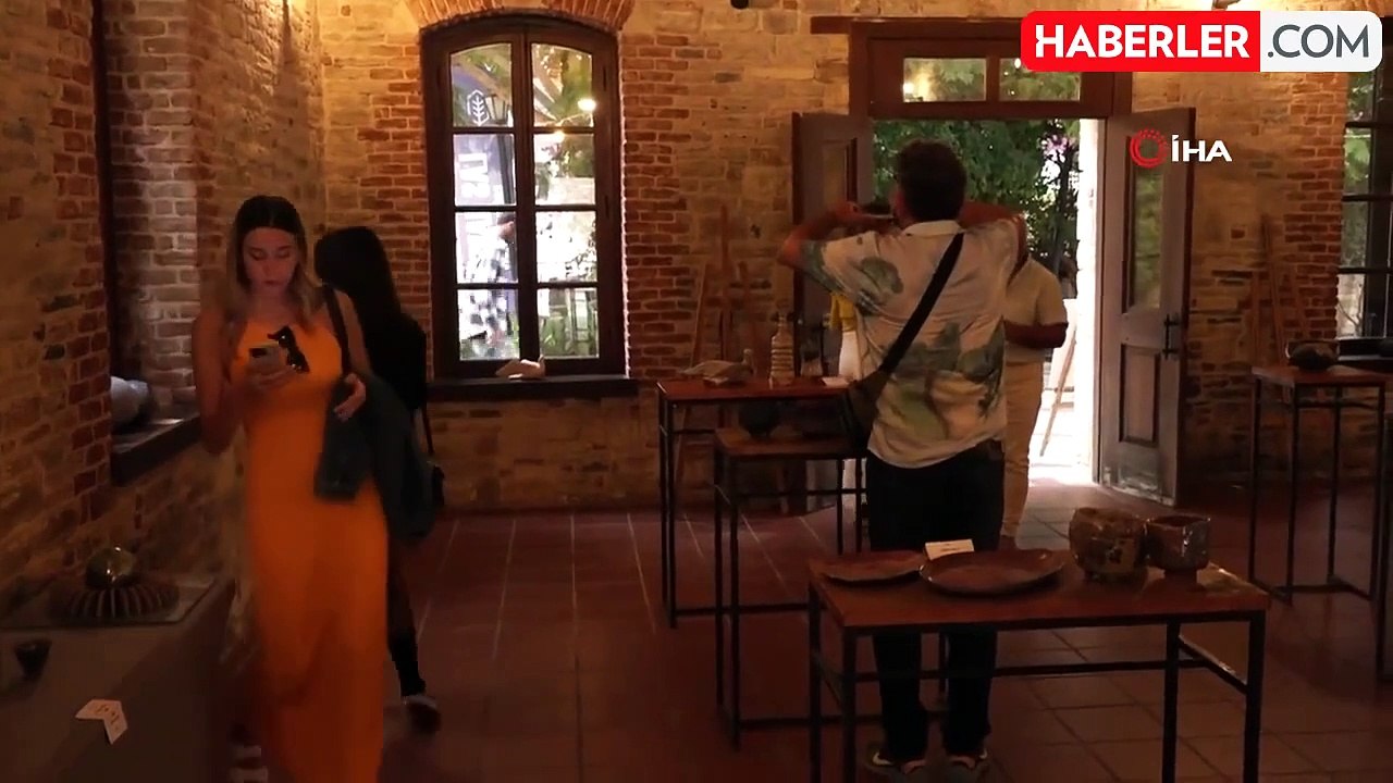 Kuşadası'nda Uluslararası Seramik Çalıştayı Gerçekleşti