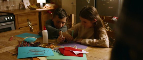 Heartwarming Feather Christmas Movie 🎄 – A Family Tradition Come to Life