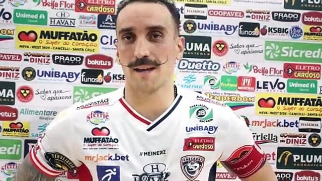 Gustavinho - Cascavel Futsal empata com o Pato pela partida de ida das oitavas da LNF
