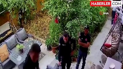 Polis memurunu sırtından 7 kez bıçaklayan saldırganın 33 suç kaydı çıktı