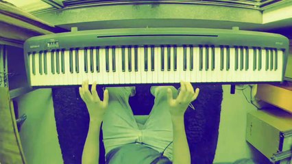 Music for a found harmonium - penguin cafe orchestra cover