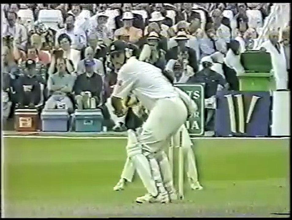 Robin Smith 86 vs Australia 1993
