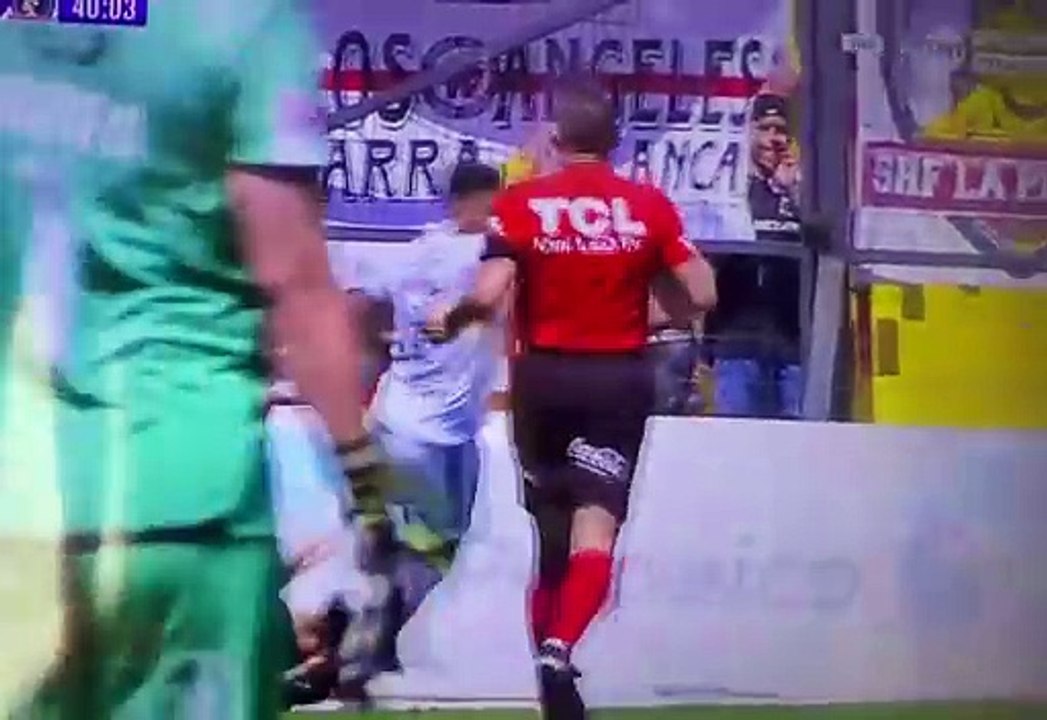 Penal no cobrado a Huachipato ante Colo Colo enfurece a los hinchas de la U