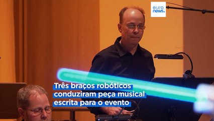 Video herunterladen: Robô dirige sinfonia alemã em noite de aniversário