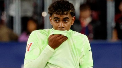 Lee Carsley Praises Trent Alexander-Arnold's Impressive Performance at Left-Back 🇬🇧