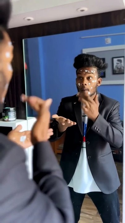 गर्मी__#funny_#realfools_#surajroxfunnyvibeo_#garmi(720p)