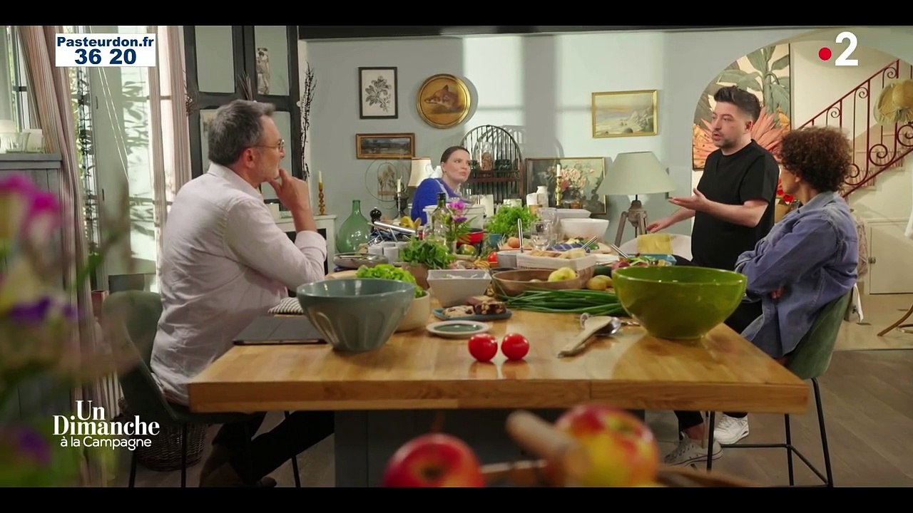 Chris Marques s'est confié avec émotion sur la maladie qui l'a handicapé au début de sa carrière.