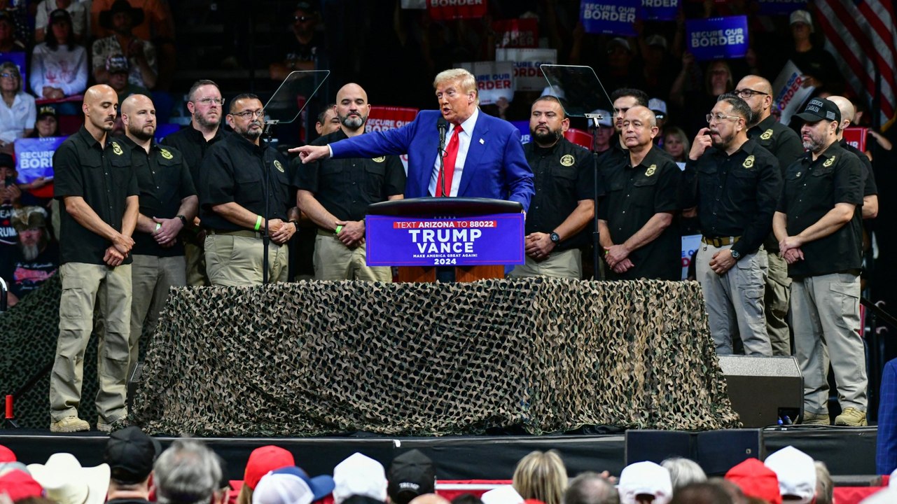 Bewaffneter in der Nähe von Trump-Auftritt festgenommen