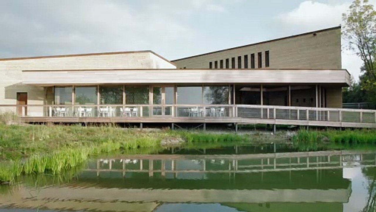 Toucher terre - Trailer