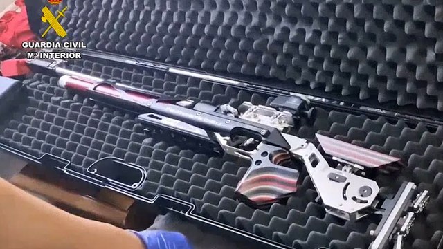 Desmantelada en Cáceres una organización que acumulaba más de 80 armas y numerosa munición