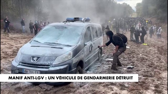 Manifestations anti-LGV : un véhicule de gendarmerie détruit
