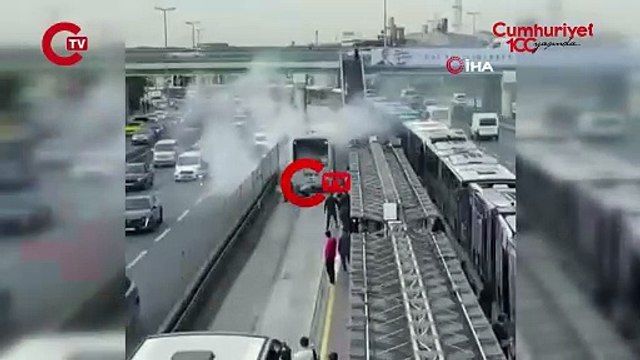 Sefaköy metrobüs durağında yangın paniği