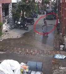 القدر ينقذ امرأة سقط عليها خزان مياه