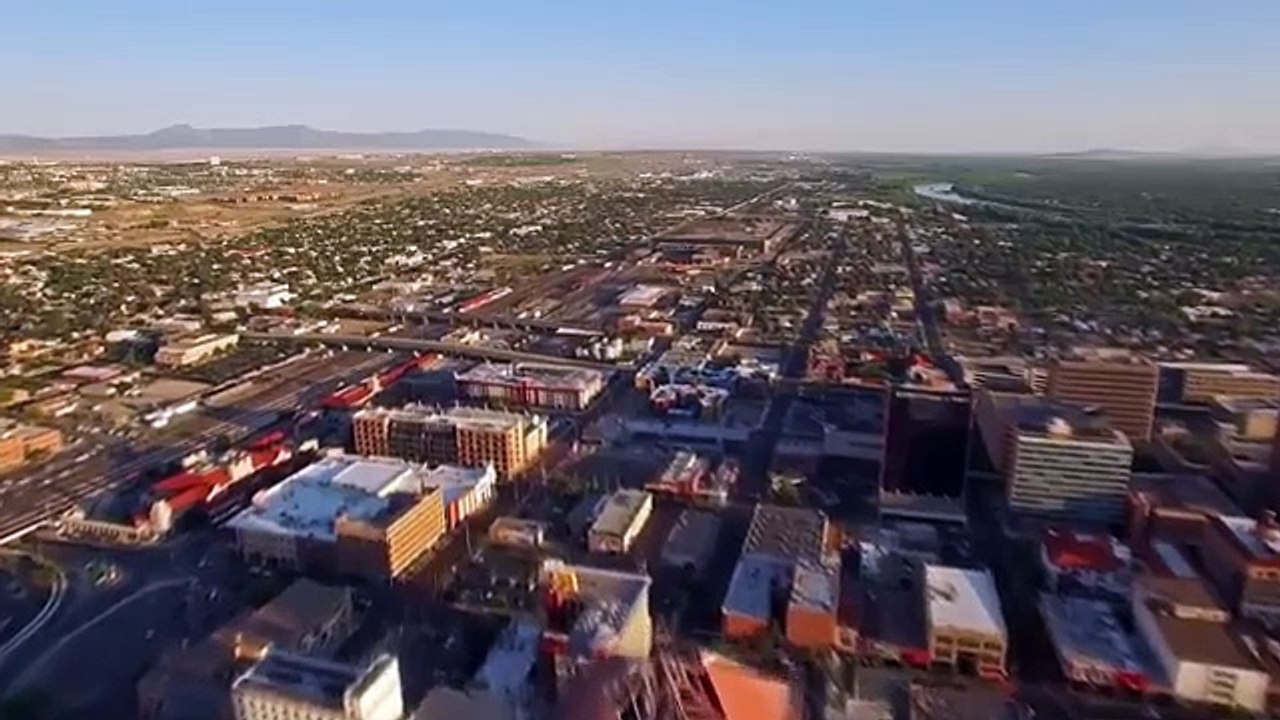 "Conspiraciones Ovnis", Documental