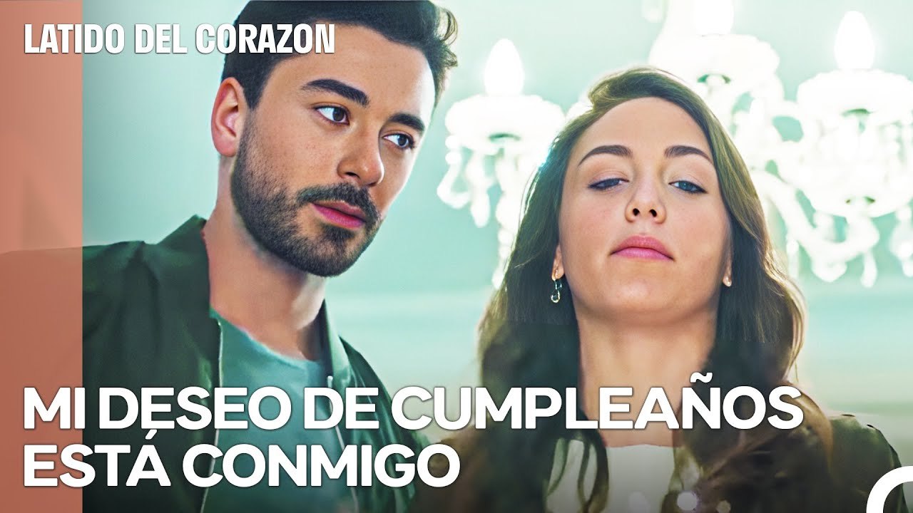 Eylül Celebró Un Año Más Con Sus Seres Queridos - Latido Del Corazon