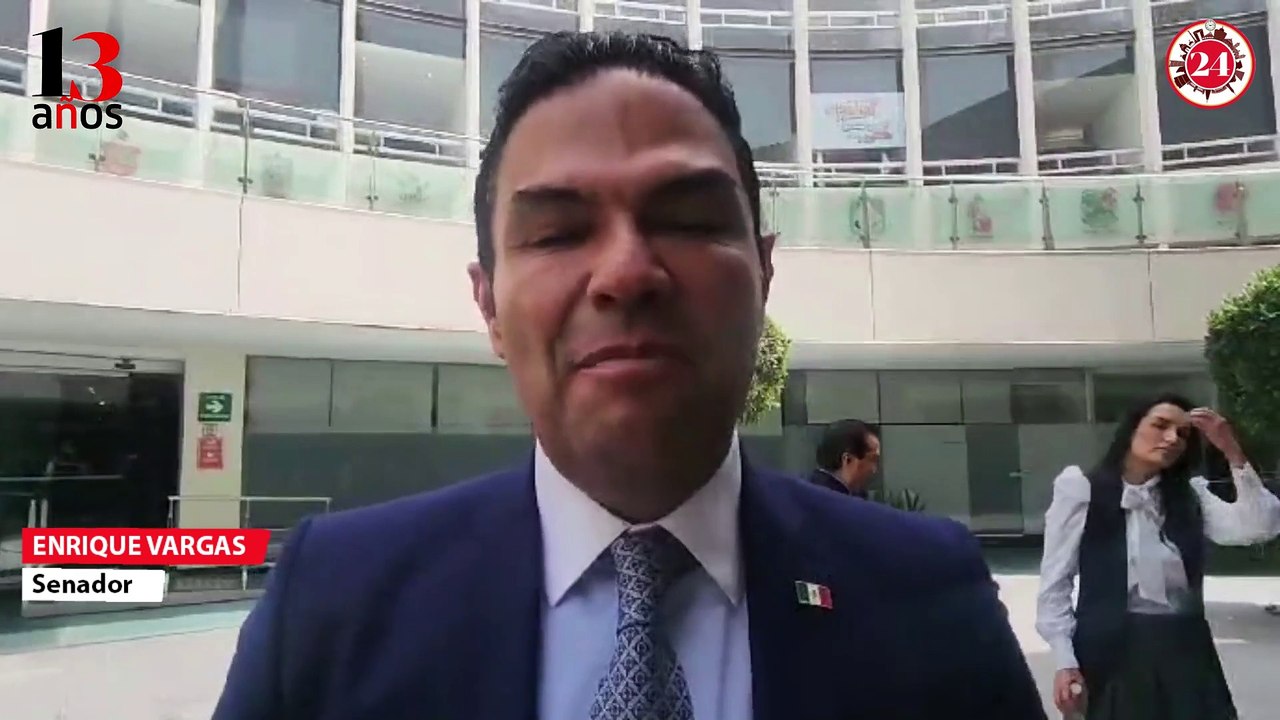 El senador Enrique Vargas felicita al equipo de 24 Horas
