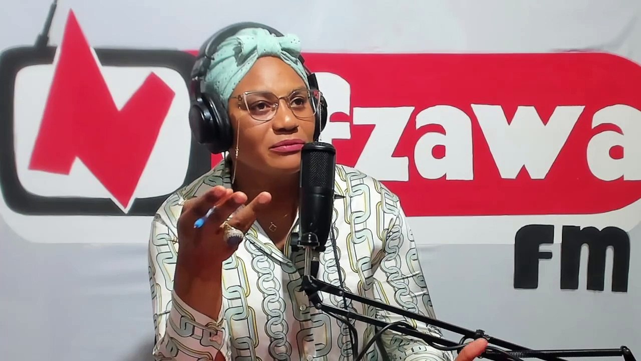 هل احسنا أم اسأنا استعمال موروثنا الشعبي  مع رضا عبد اللطيف  الفنان رضا عبد اللطيف