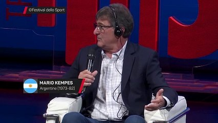 Kempes : "Maradona était un de ces génies qui naissent de temps en temps"