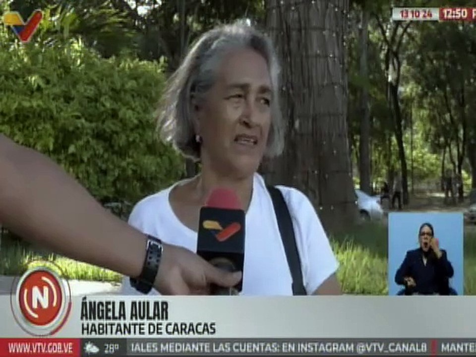 Caracas | Ciudadanos disfrutan del ambiente navideño en los espacios públicos de la ciudad