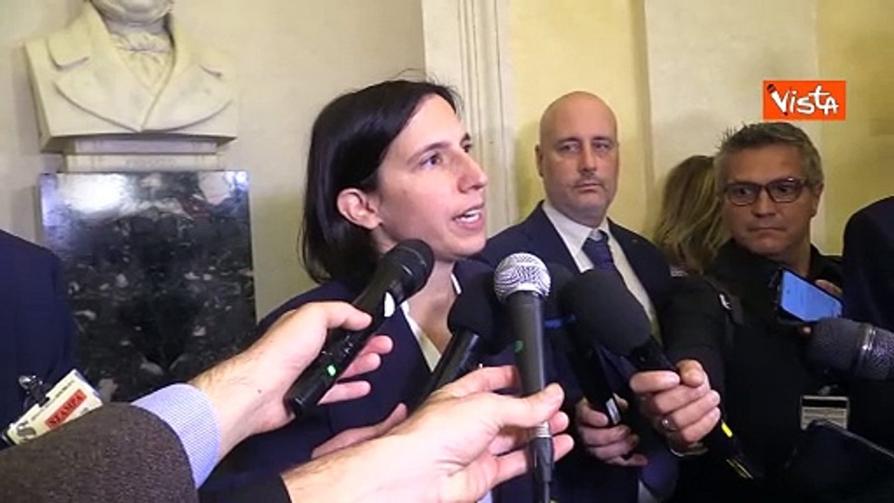 Schlein: "Il Governo spende 800 mln per deportare i migranti in Albania, non ci stiamo"