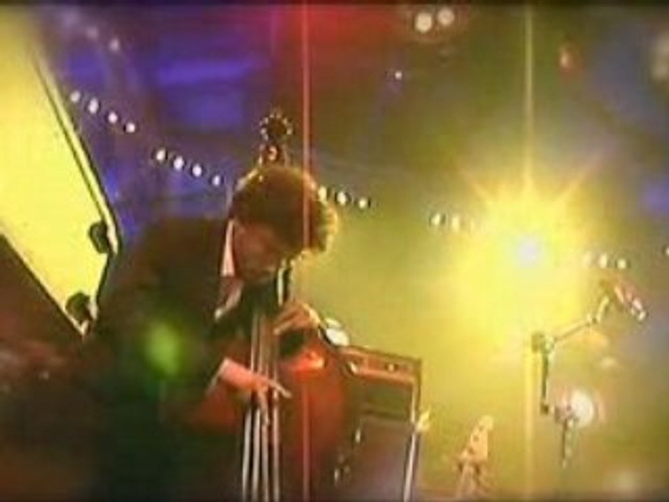 OXMO PUCCINO & THE JAZZBASTARDS - Lipopette Bar (live)