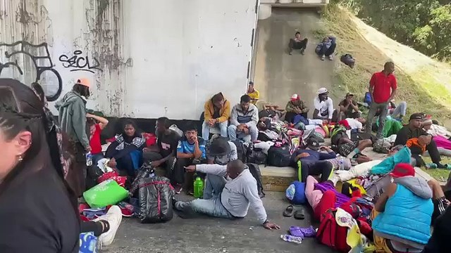 Avanza #caravana #migrante por la #autopista #Totolac #migracion #frontera #usa #visa #asilo #INM