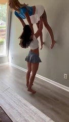 Find time to “uplift” your friends @Peachyprimexo