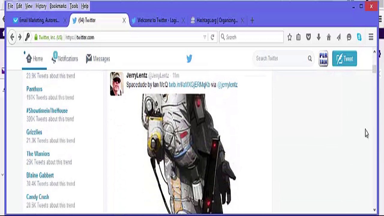 04-The-Importance-Of-Using-Hash-Tags - Twitter Traffic Foundations