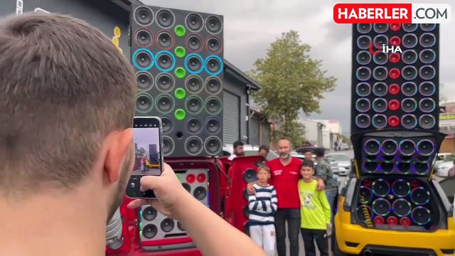 Bursa'da Modifiye Tutkunları Renkli Bir Buluşmada Bir Araya Geldi